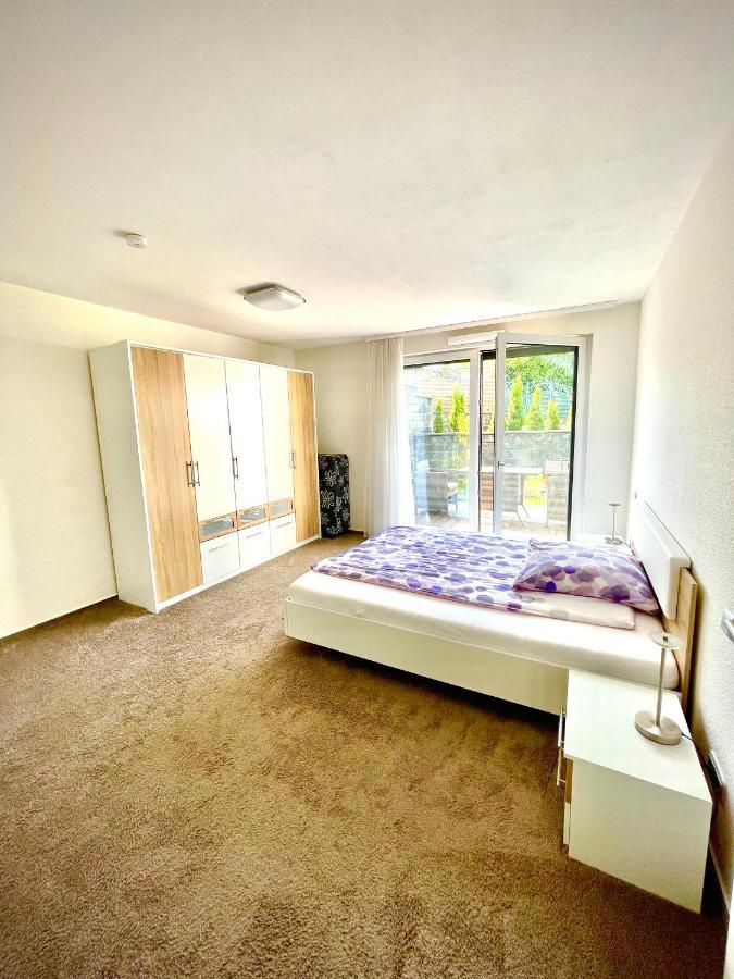 Apartment Am Weinberg Remshalden Bagian luar foto
